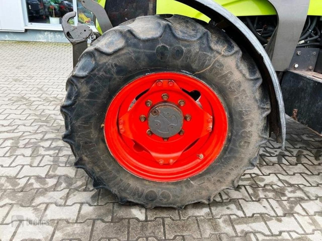 Farm tractor CLAAS axos 320 mit stoll frontlader: picture 19