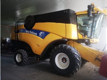 Combine harvester New Holland CX8050