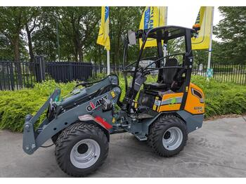 GiANT G2200E X-tra  - Compact loader