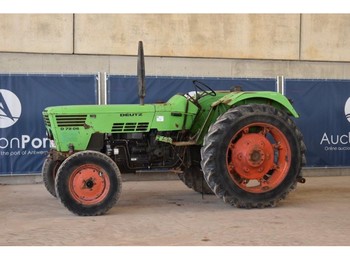 Straddle tractor Deutz D7206: picture 1
