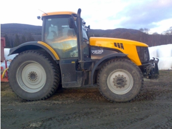 JCB 7230 - Farm tractor