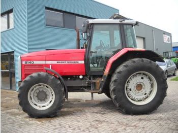 Massey Ferguson 8140 - Farm tractor