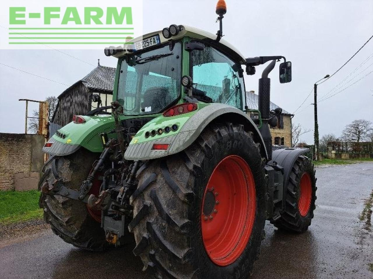 Farm tractor Fendt 720: picture 6