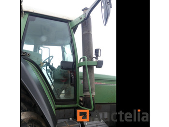 Farm tractor Fendt 926: picture 1