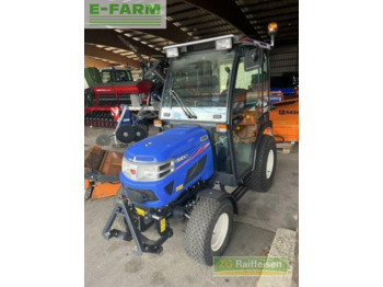 Farm tractor ISEKI