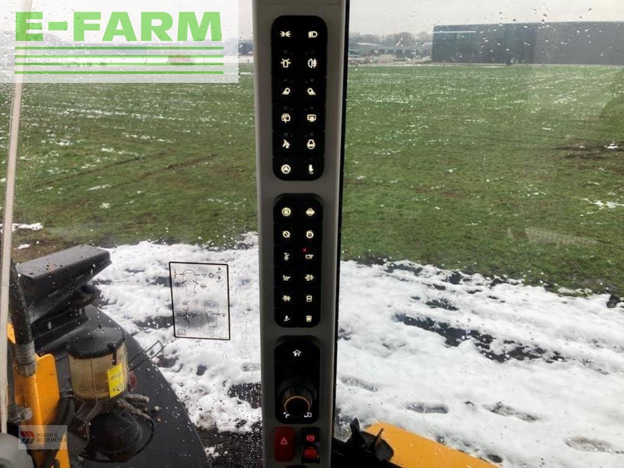 Farm tractor JCB 419s agri super high lift: picture 8