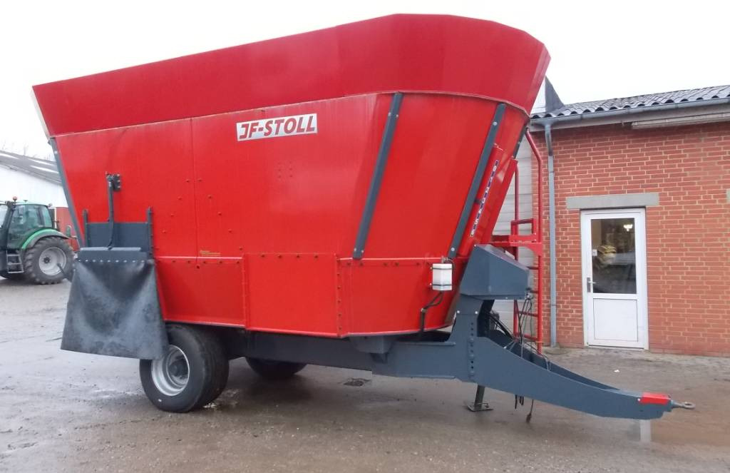 Forage mixer wagon JF VM30: picture 2