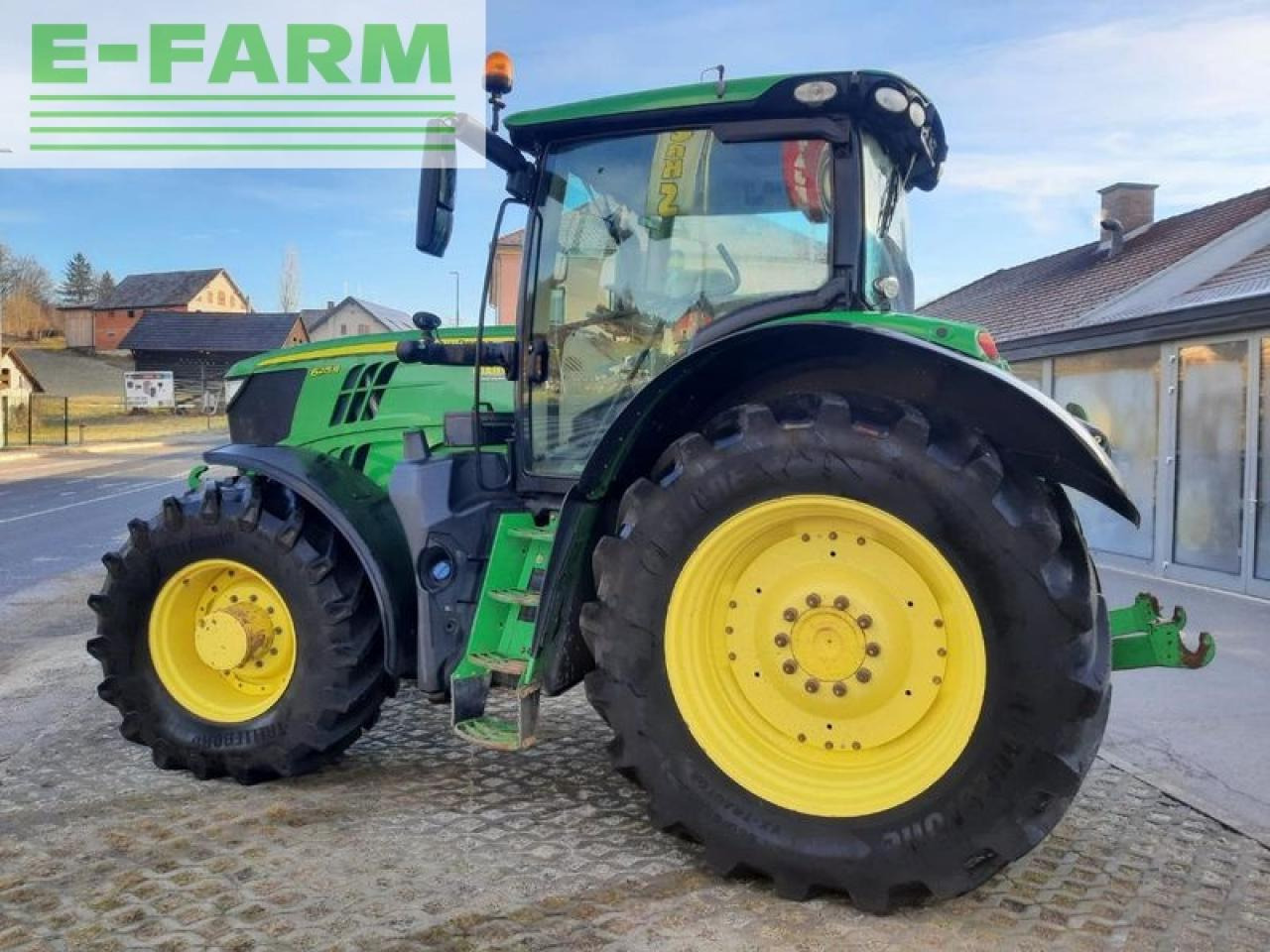Farm tractor John Deere 6215r-50km/h-: picture 9