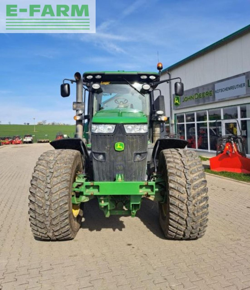 Farm tractor John Deere 7280r: picture 7