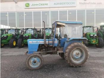 Farm tractor Landini 5500: picture 1