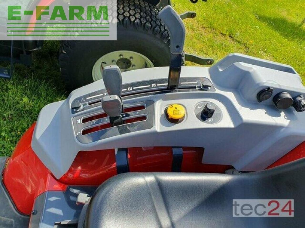 Farm tractor Massey Ferguson 1740m hp: picture 5