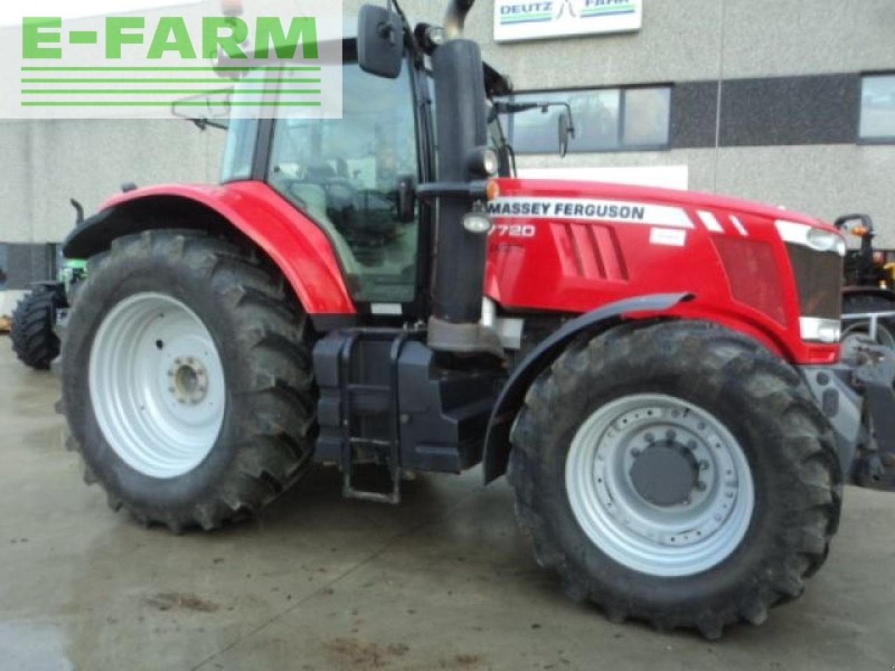 Farm tractor Massey Ferguson 7720: picture 3