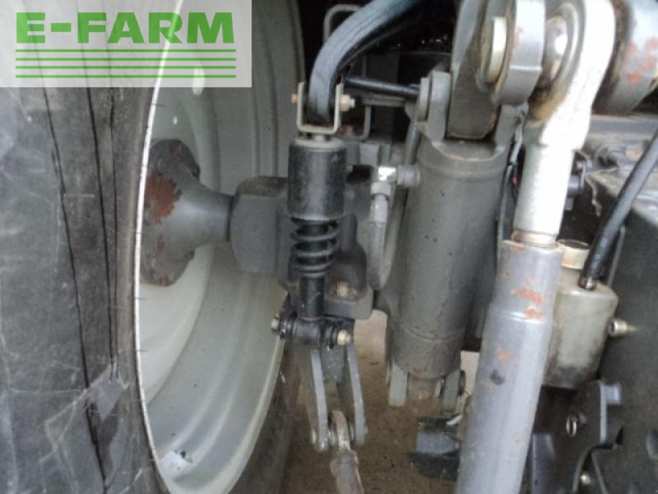 Farm tractor Massey Ferguson 7720: picture 8