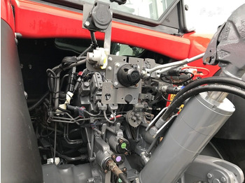 Farm tractor Massey Ferguson MF 6716S Dyna-VT Efficient: picture 5
