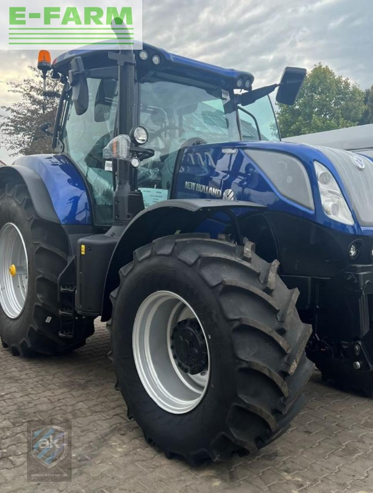 Farm tractor New Holland t7.270acst5: picture 2