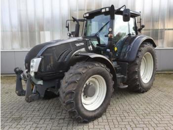 Farm tractor Valtra T163: picture 1