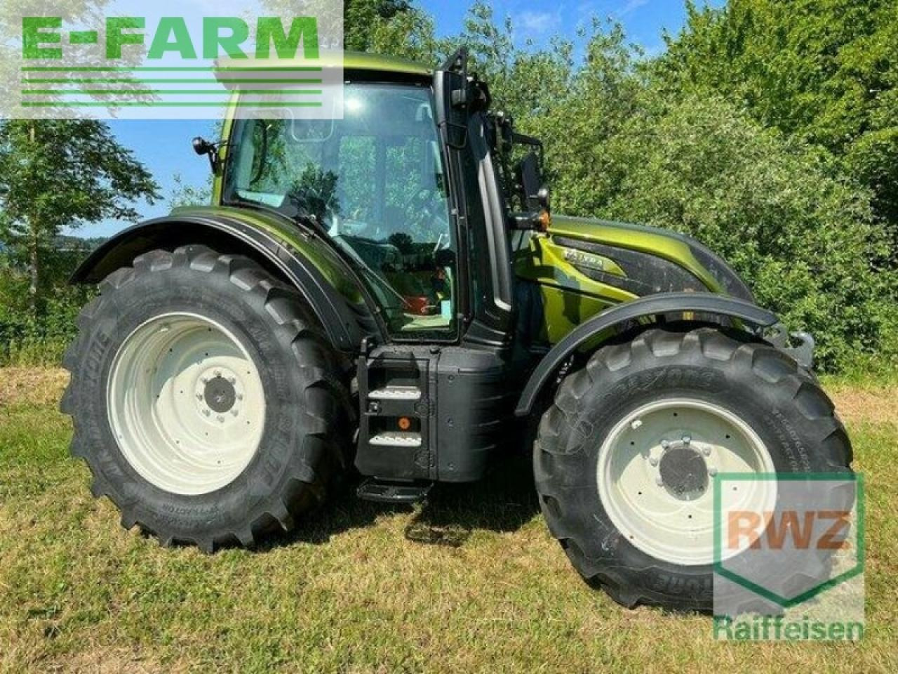 Farm tractor Valtra n154 active e: picture 11
