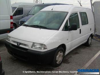 CitroÃ«n JUMPY 1.9 D - Minibus