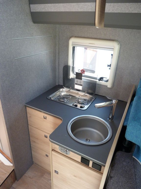 Semi-integrated motorhome Dethleffs Just Go T 7055 EB 160 PS, Schalter: picture 7