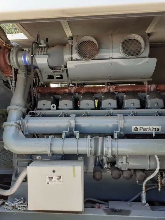 Generator set Agregat Prądotwórczy 1760 kw 2200 kva nieużywany na silniku Perkins w kontenerze Agregat Prądotwórczy 1760 kw 2200 kva nieużywany na silniku Perkins: picture 3