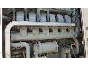 Agregat Prądotwórczy na Angielskim silniku PAXMAN 3400 KM VP185 . 12 cylindrów .  - Generator set: picture 2