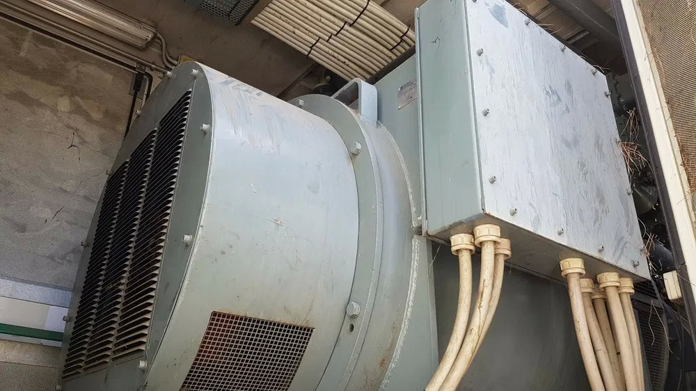 Generator set Agregat Prądotwórczy na Angielskim silniku PAXMAN 3400 KM VP185 . 12 cylindrów . Paxman: picture 6