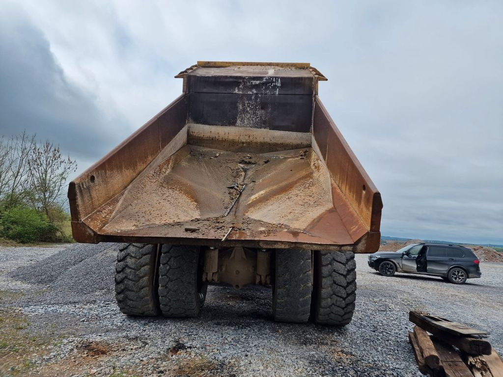 Rigid dumper/ Rock truck CAT 773D Dumper 44500 Kg: picture 5