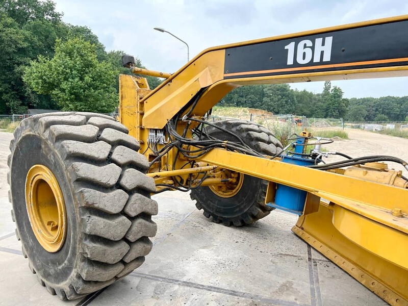 Grader Cat 16H Good Working Condition: picture 9