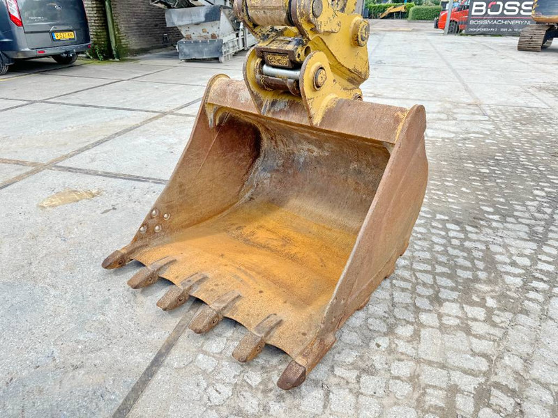 Crawler excavator Cat 313FL - Low Hours / Rear + Side Camera: picture 12