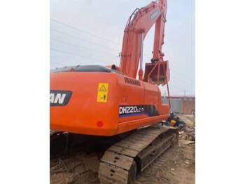 Crawler excavator Doosan DH220LC-5: picture 1