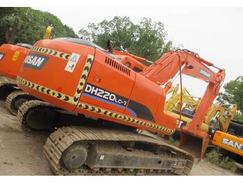 Crawler excavator Doosan DH 220 LC-7: picture 1