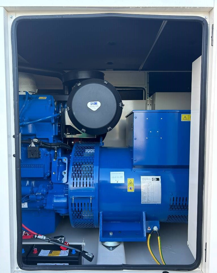 Generator set FG Wilson P660-3 - 660 kVA Genset - DPX-16022: picture 12