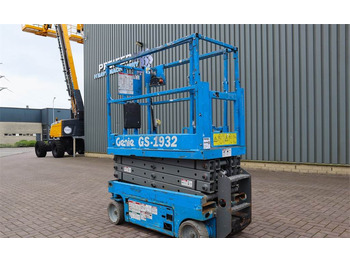 Genie GS1932 Electric, Working Height 7.8 m, 227kg Capac  - Scissor lift: picture 4
