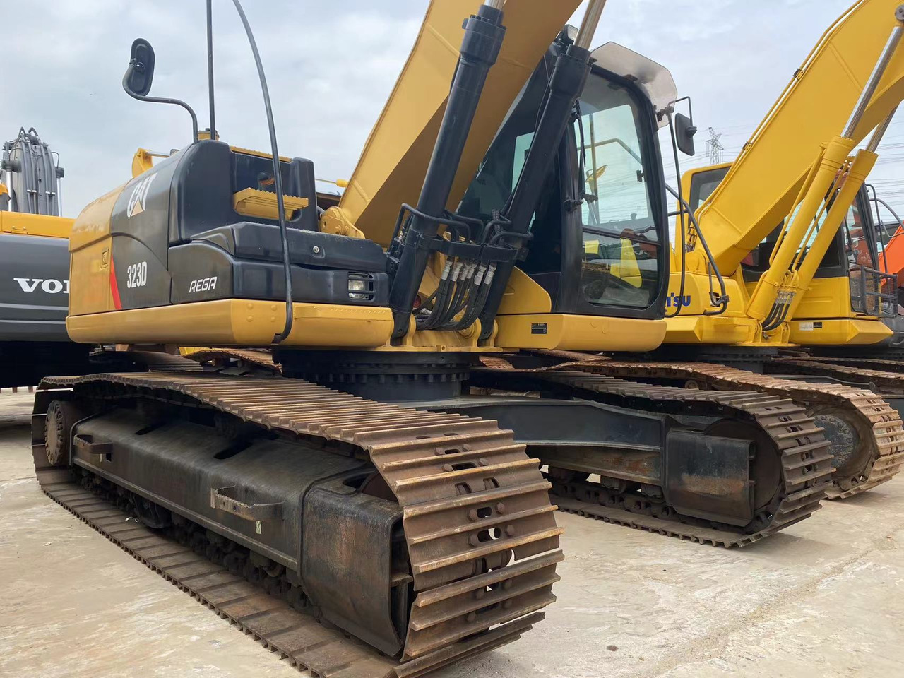 Crawler excavator Hot sell caterpillar CAT323D2L good condition for sale: picture 7