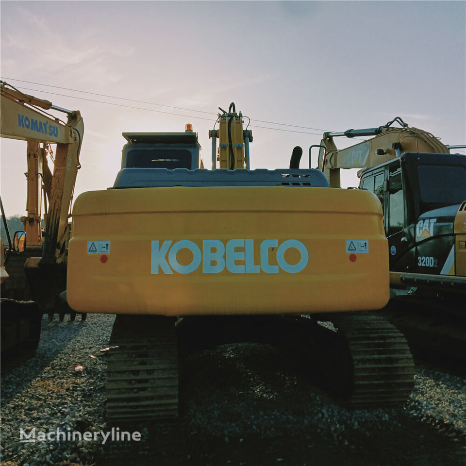 Crawler excavator Kobelco SK200-8: picture 6
