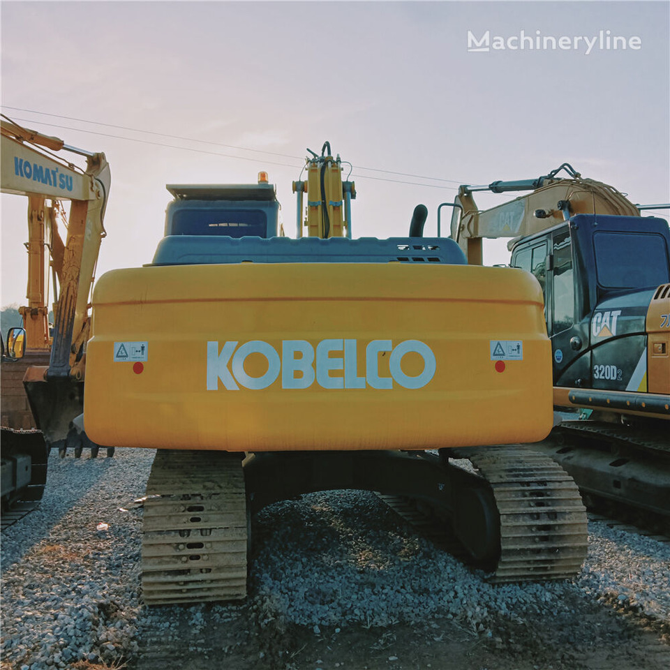 Crawler excavator Kobelco SK200-8: picture 7