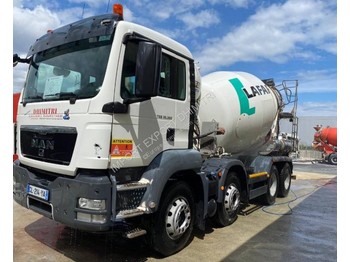 Concrete mixer truck, Truck MAN MAN TGS 32.360: picture 1