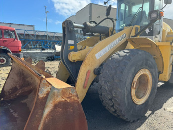 Wheel loader NEW HOLLAND W230: picture 3