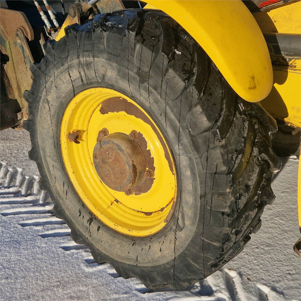 Wheel loader New Holland B115: picture 27