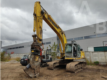 Crawler excavator New Holland E 215 B: picture 1