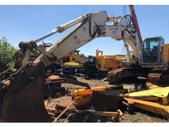 Crawler excavator NEW HOLLAND E215B