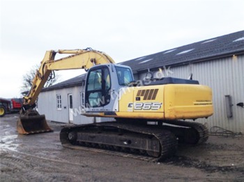 Crawler excavator New Holland NH265 LC m/Powertilt: picture 1