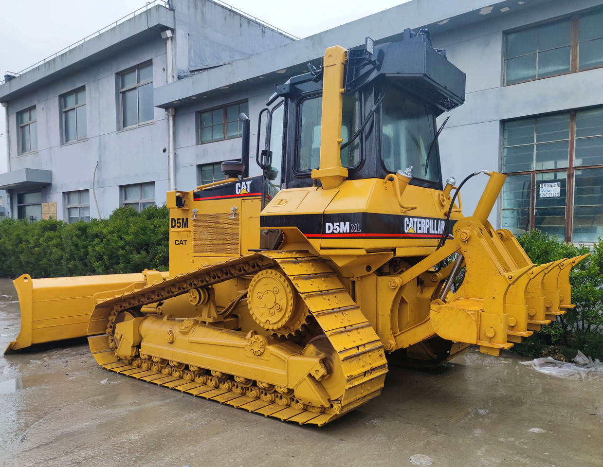 Bulldozer Used machinery CAT D5M Bulldozer at low price caterpillar machinery CAT D5M Used Bulldozer: picture 4