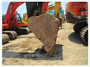 Crawler excavator VOLVO EC240BLC: picture 1