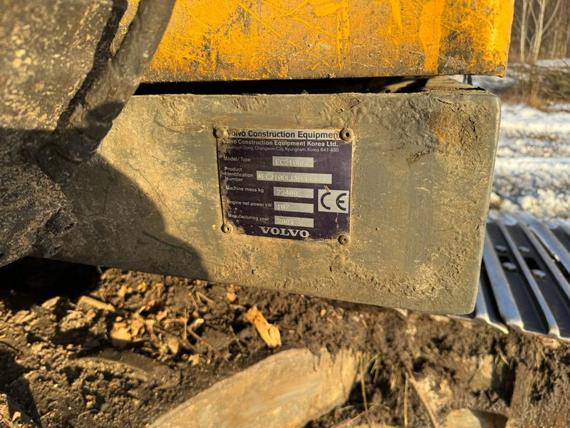 Crawler excavator Volvo EC210BLC: picture 10