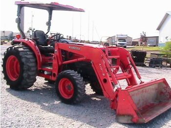 Kubota L3830 Tractor - Wheel loader