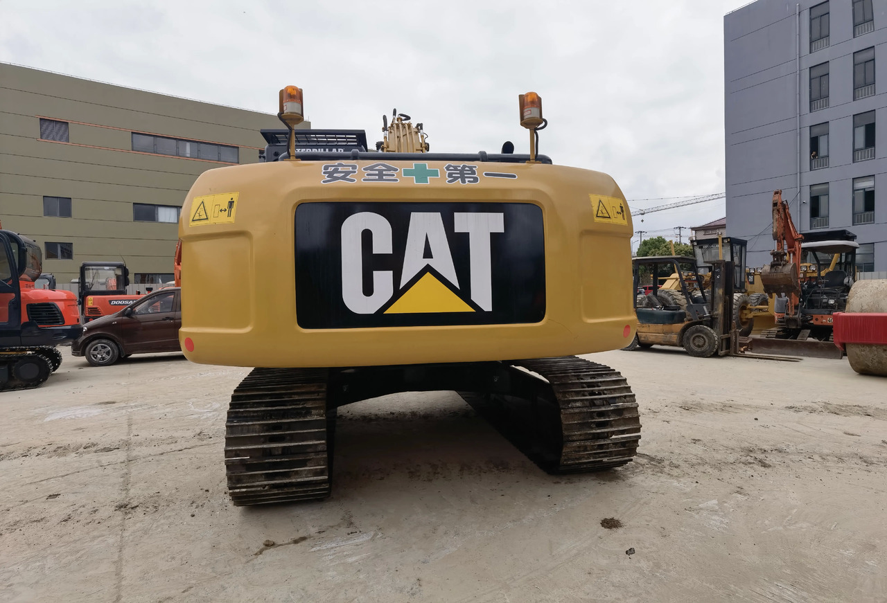Crawler excavator caterpillar 320D excavator cat used crawler excavator original japan used cat320 cat320d excavator: picture 4