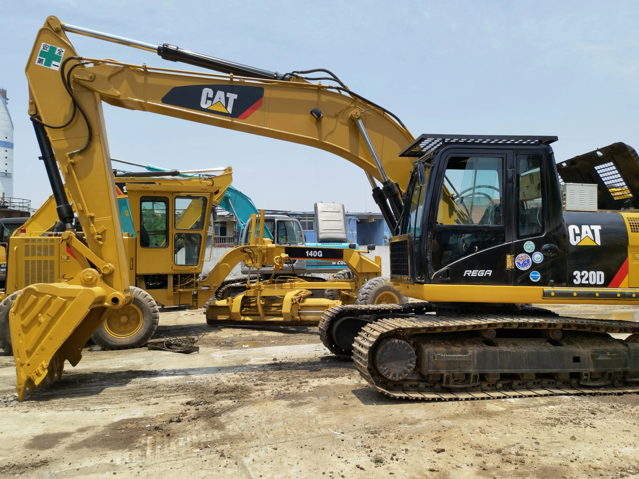 Crawler excavator good condition used excavator caterpillar 320D used cat excavator 320d for sale: picture 5