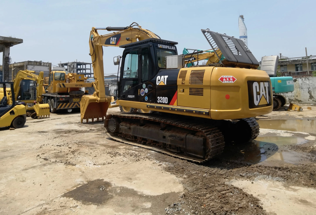 Crawler excavator good condition used excavator caterpillar 320D used cat excavator 320d for sale: picture 4