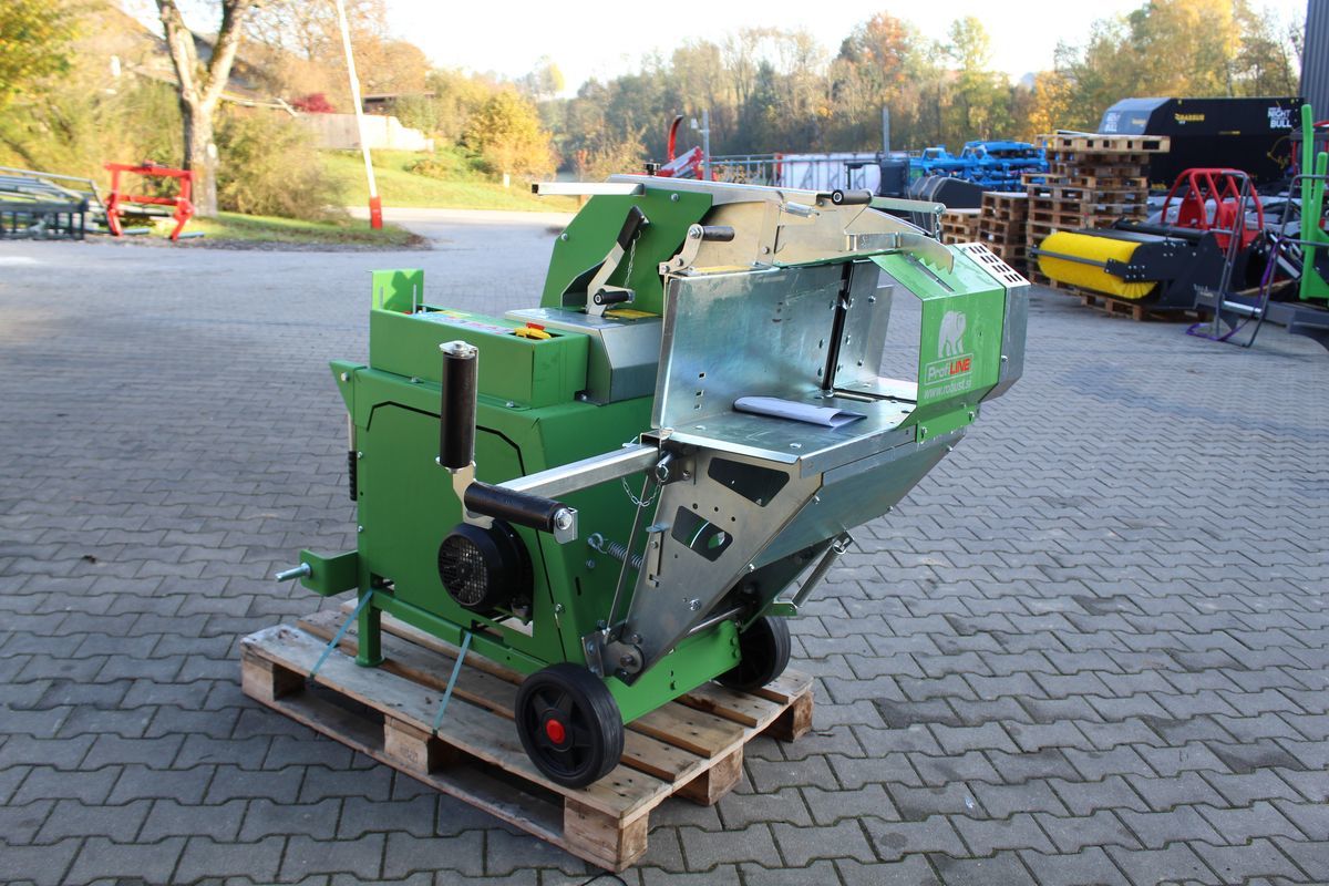 New Forestry equipment Robust S70 Elektro+Zapfwelle-Profi: picture 18